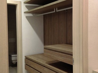 CABINA ARMADIO INGRESSO. Arredamento personalizzato (BEZUS - LPL).